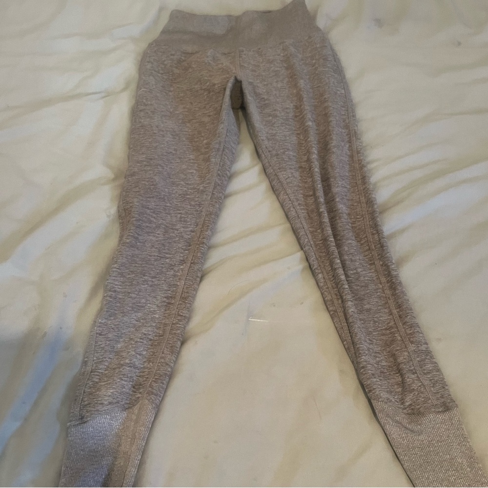 Alo Yoga Leggings